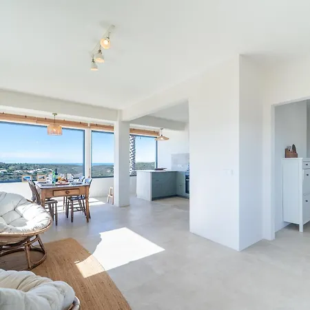 Vila Casa Miramar *