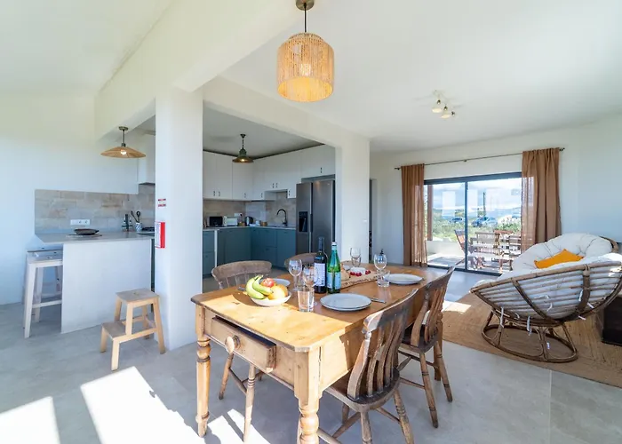 Casa Miramar Villa *